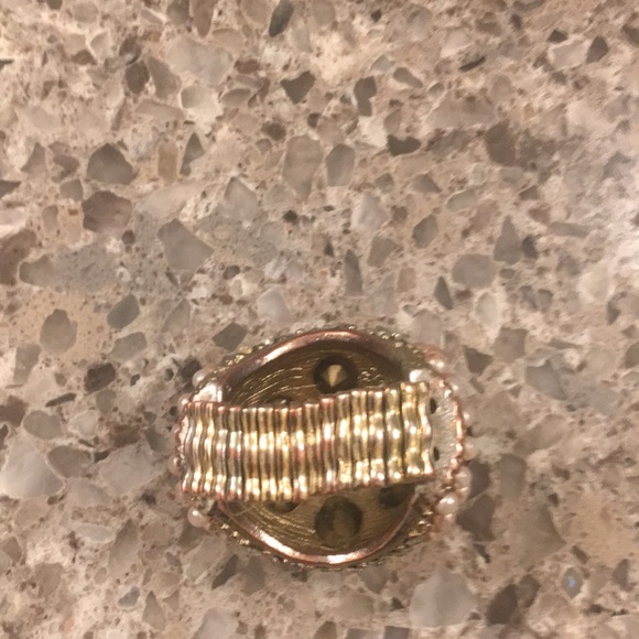 Brown bling ring - Picture 2 of 2